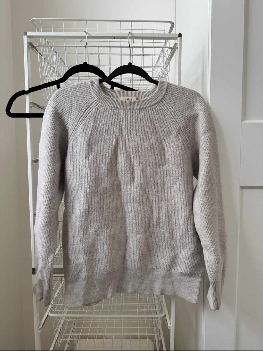 Wilfred Light Gray Crewneck Sweater